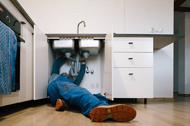 Professional Plumbing technician working in Cottonwood, ID
